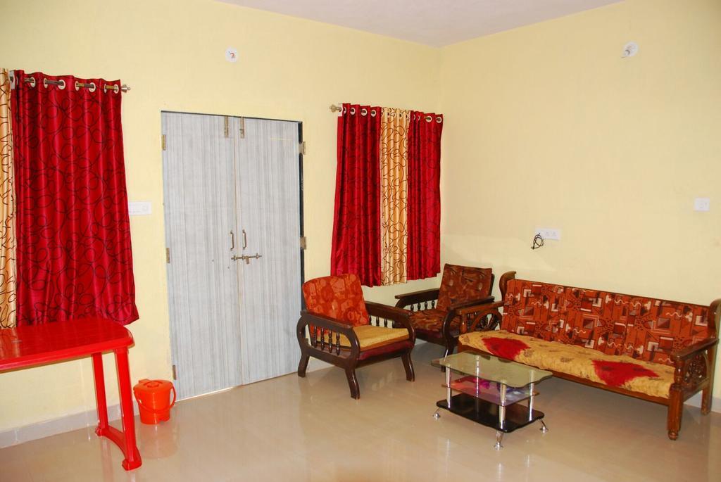 Sadgurukrupa Villa Mahableshwar Mahabaleshwar Bagian luar foto